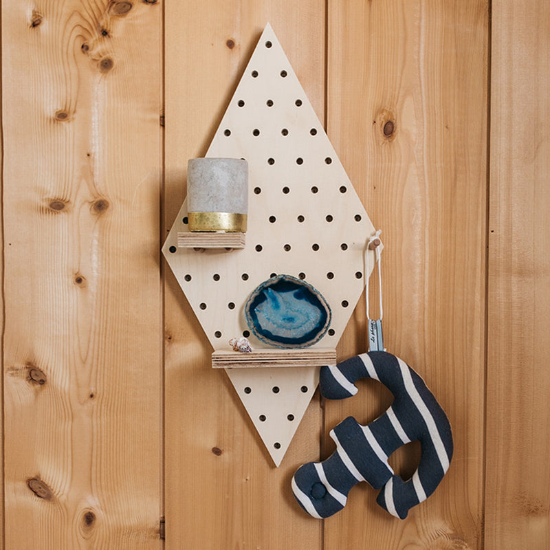 Birch Wood Diamond Pegboard - MUDAM STORE