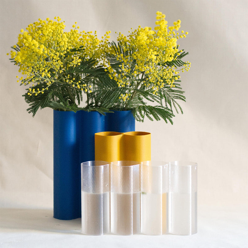 warren-and-leaticia-alvaro-3-vase-blue-collection-mudamstore