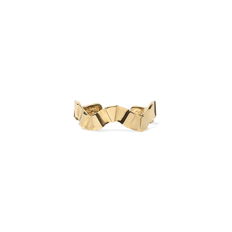 chic-alors-fluxus-wavy-golden-brass-ring-front-mudamstore